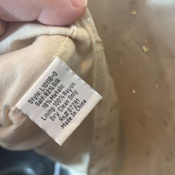 Johnny was love women’s large Bianca v neck silk metallic flare sleeve top - Picture 7 of 7